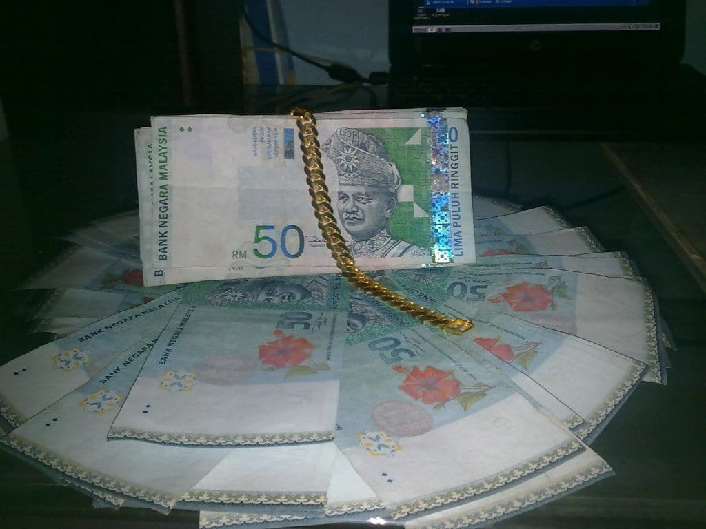 Warga Emas Ditipu Hampir RM22,000