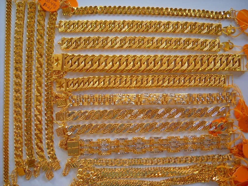 Beli Emas 10gram, setiap bulan dapat rebate 7%